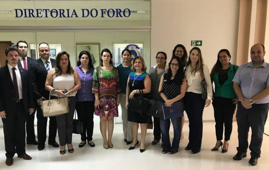 OAB critica disciplina de vestimentas