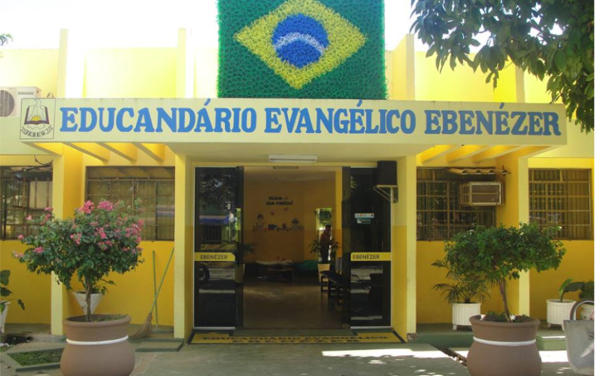 Escola é conveniada com a rede estadual de ensino.