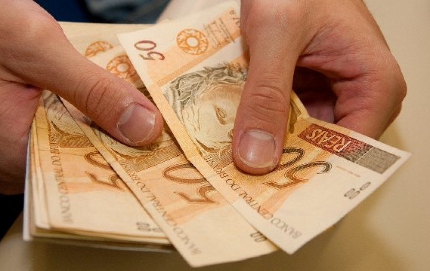 74,6% se consideram pouco endividados