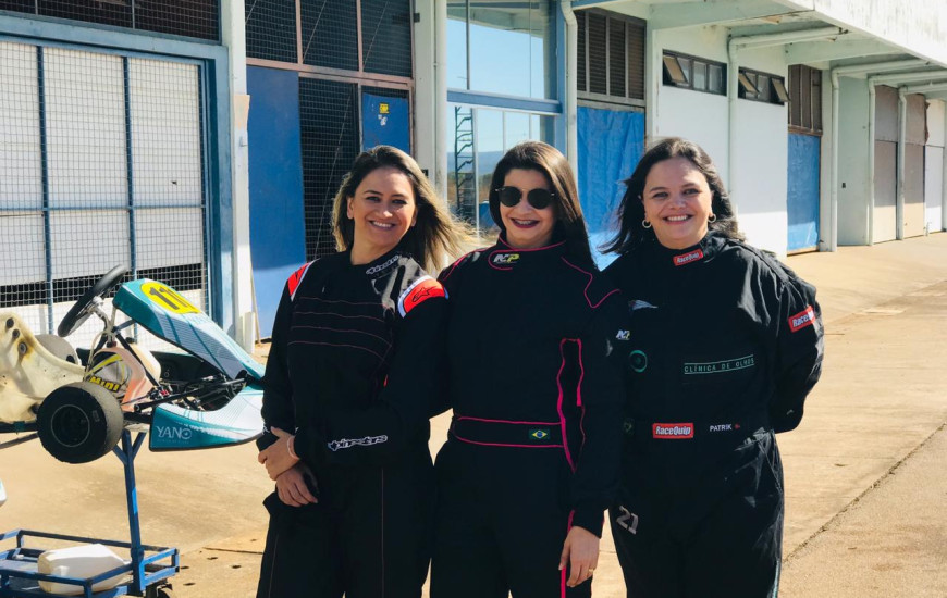 Swellen Yano, Alessandra Cardoso e Susan Yano.