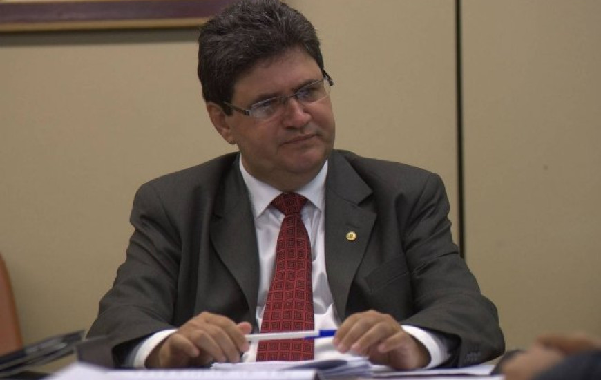 Deputado federal Júnior Coimbra