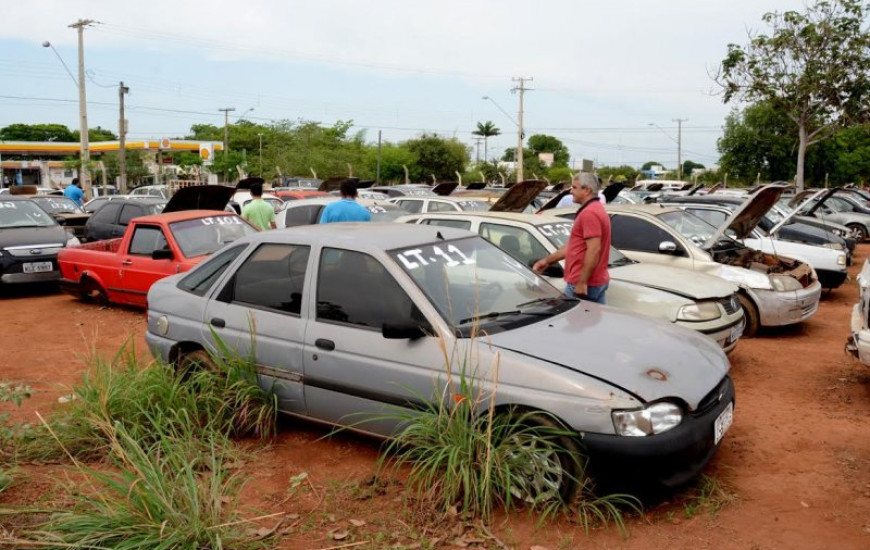 Veículos apreendidos vão a leilão em Palmas