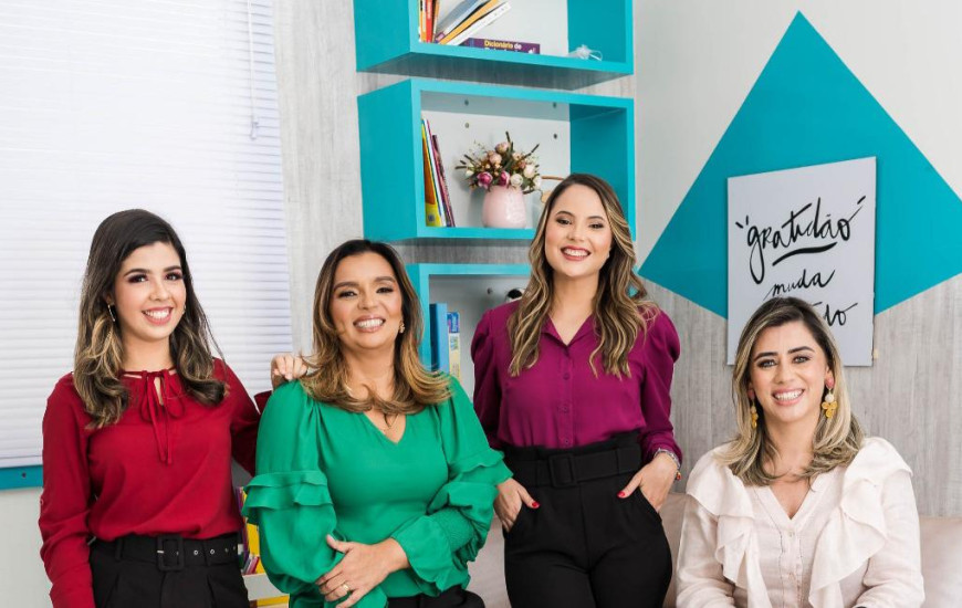 Parte da equipe da clínica desenvolver