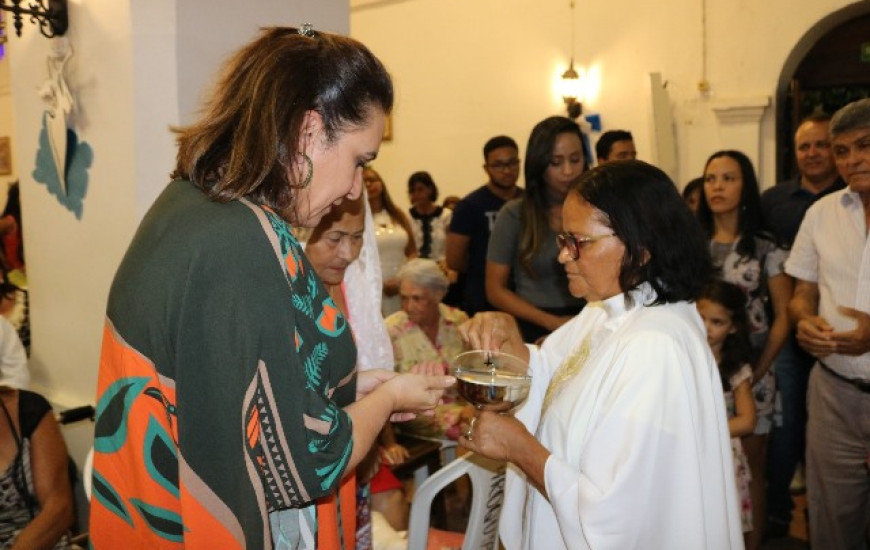 Kátia participa da celebração do Festejo de Nossa Senhora das Mercês