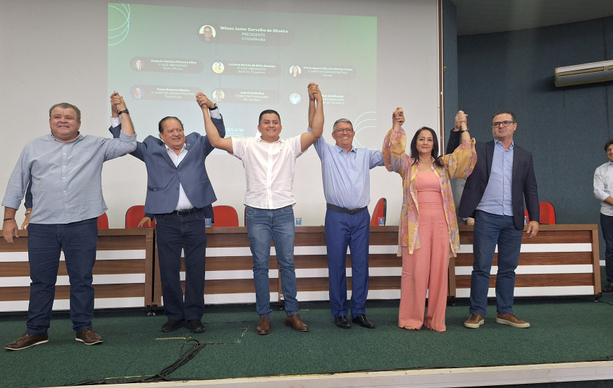 membros da nova diretoria e conselhos deliberativo e fiscal toma posse nesta 6ª