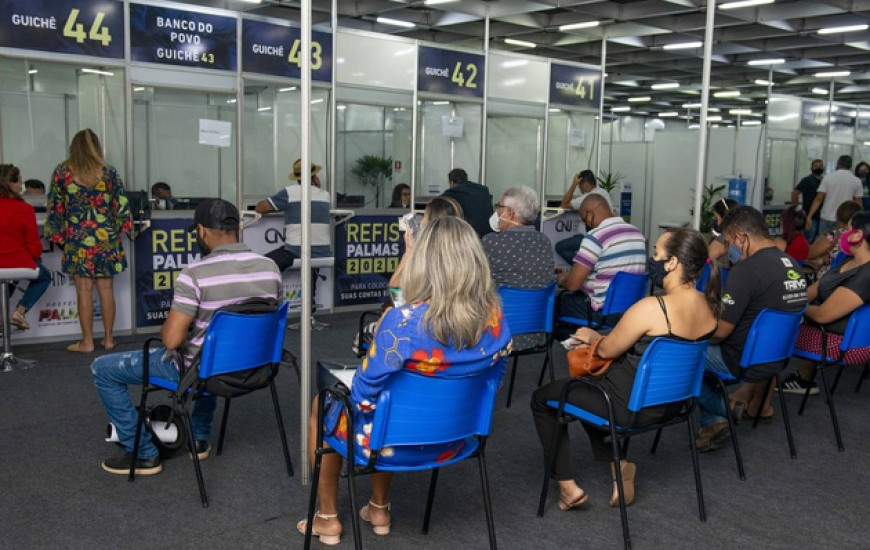 Atendimentos presenciais acontecem no Parque do Povo 
