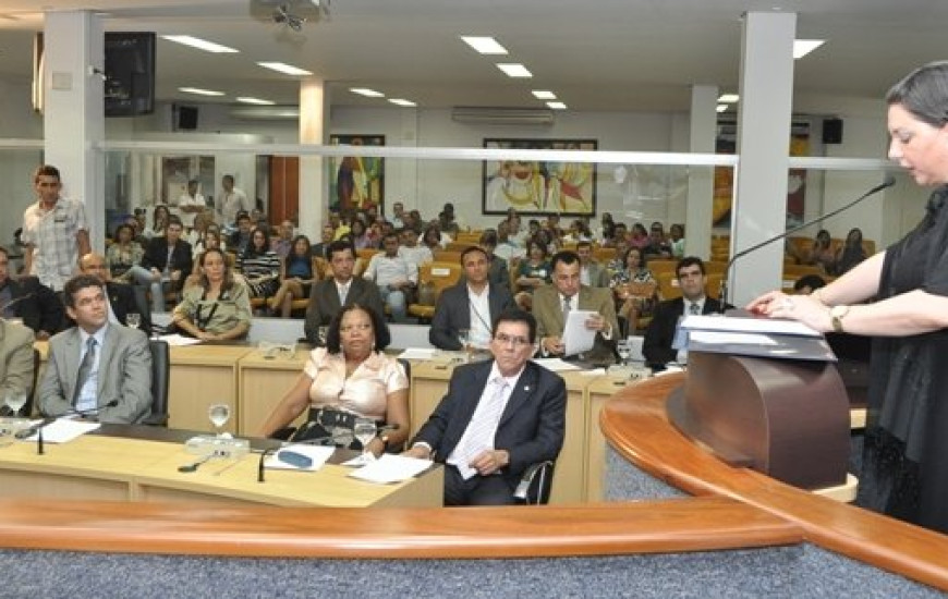 Entrega aconteceu na Câmara
