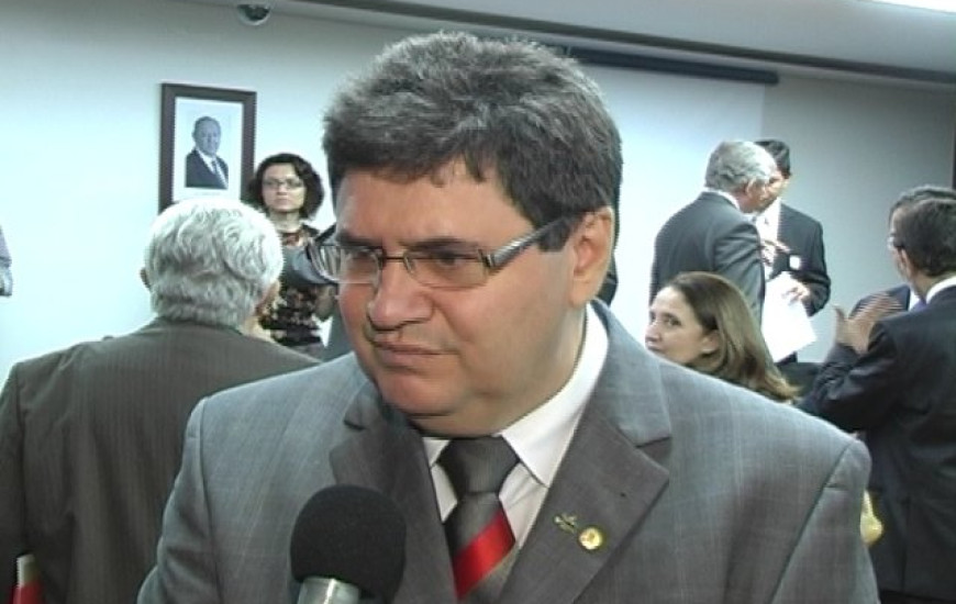 Deputado federal Júnior Coimbra
