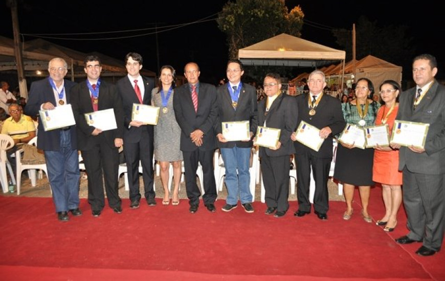 Homenageados com a Medalha do Mérito em Natividade
