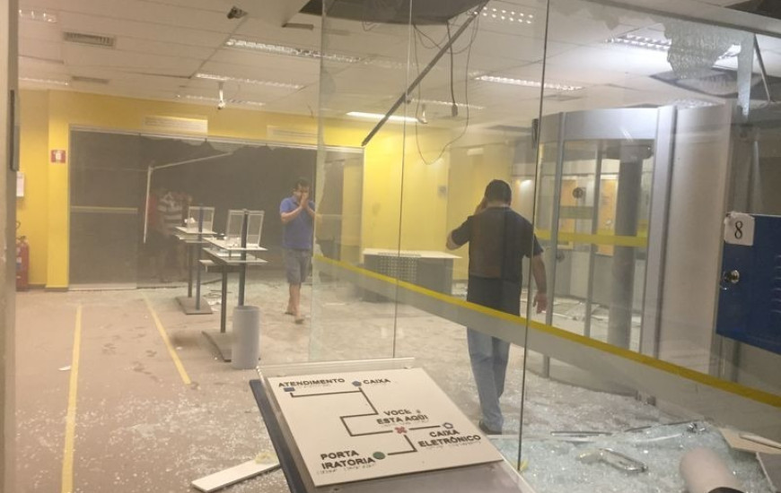 Agência em Gurupi é destruída por grupo criminoso