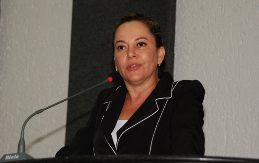 Deputada Josi Nunes