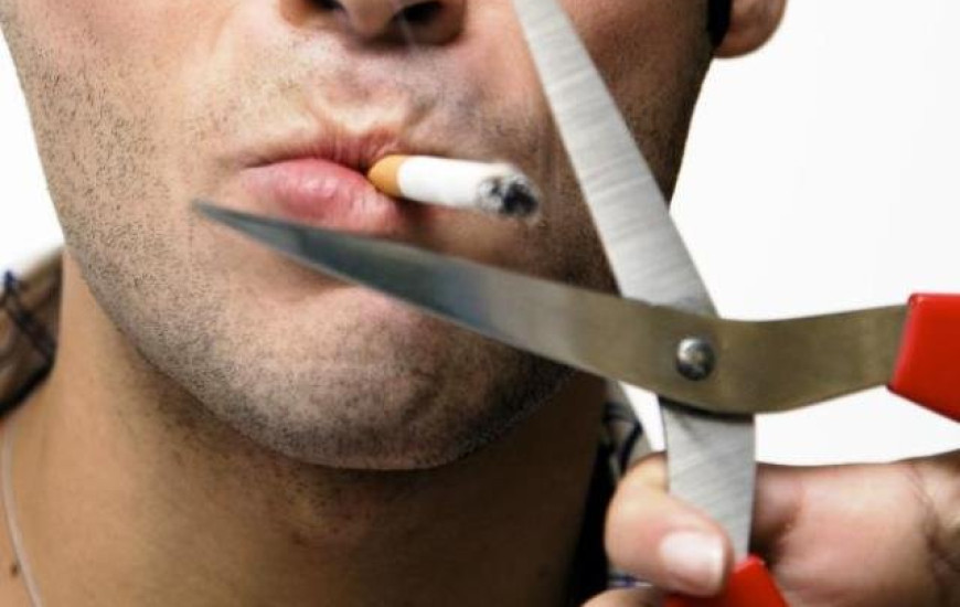 Fumantes gastam mais com cigarro