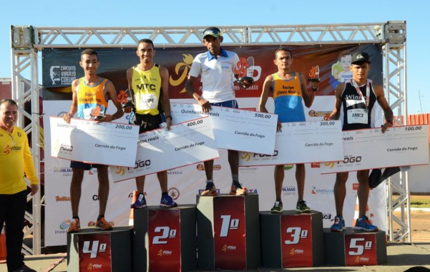 Atletas conquistam o primeiro lugar