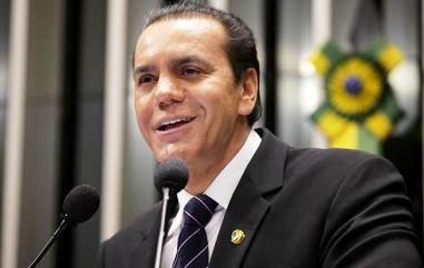 Senador Ataídes Oliveira