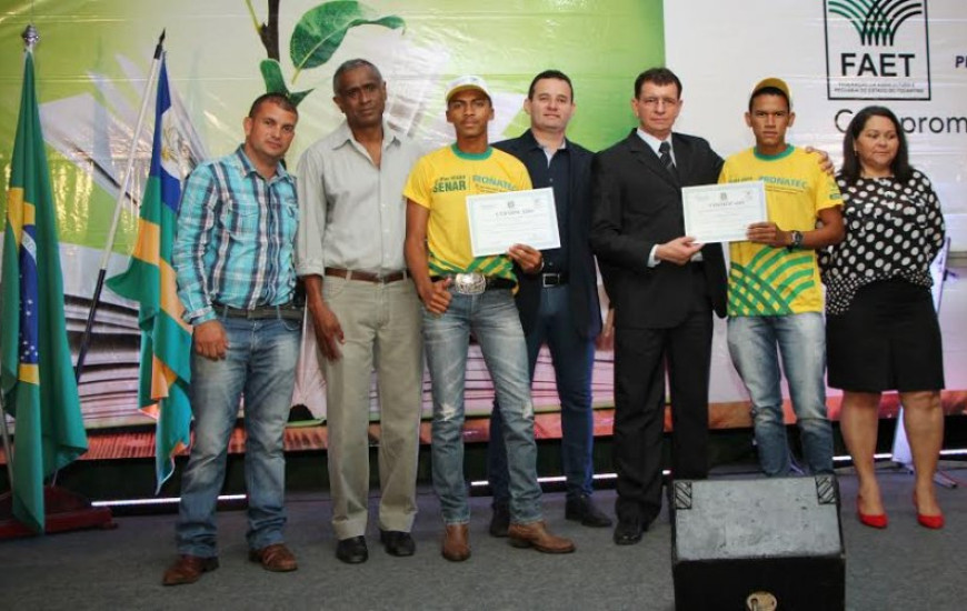 Foram entregues os certificados a 1.160 alunos