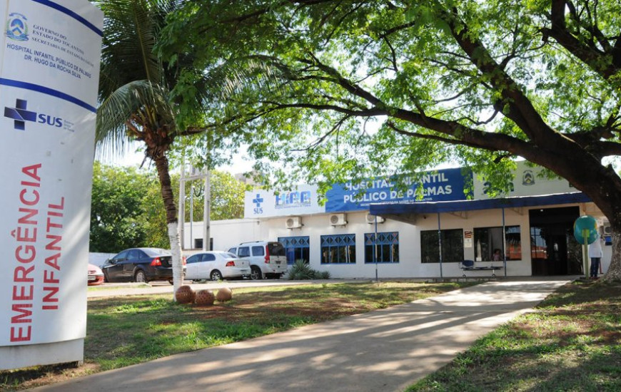 Menina está internada no Hospital Infantil