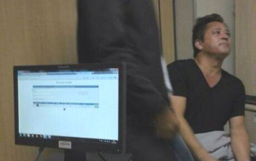 Cantor foi solto logo após pagar fiança