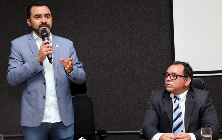 Barbosa dá as boas vindas ao novo secretário de Segurança, Wlademir Costa