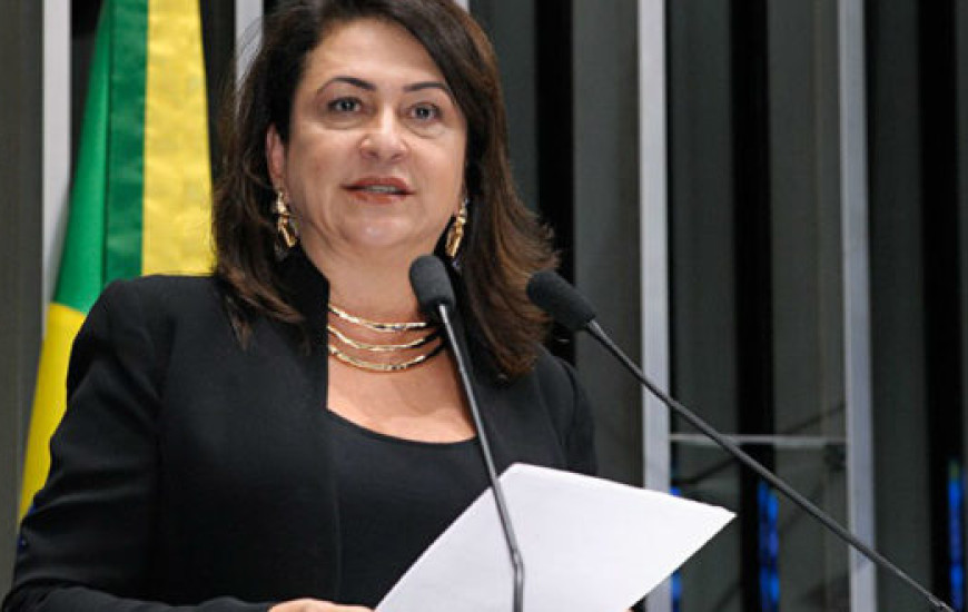 Kátia adiantou que recebeu convite de partidos, mas gostaria de ficar no PMDB