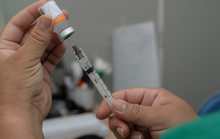 Vacinação está sendo realizada nas Unidades de Saúde da Família
