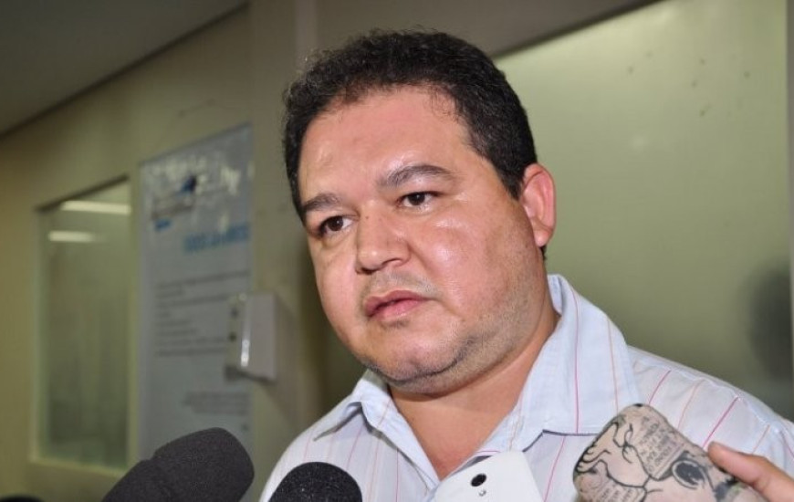 Pinheiro se defende após ter áudios sugerindo estratégia à Carlesse vazados 