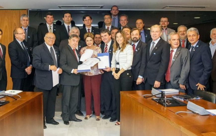 João Emídio de Miranda participa de encontro