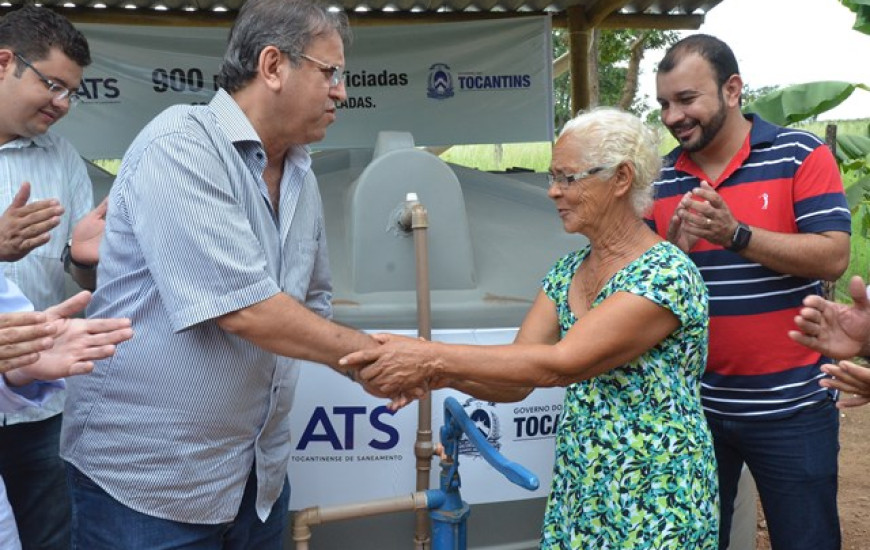 Governo entrega títulos de propriedade de cisternas em Dianópolis