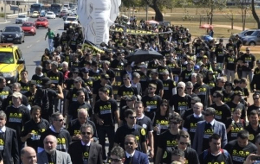 Agentes Federais protestam em Brasília