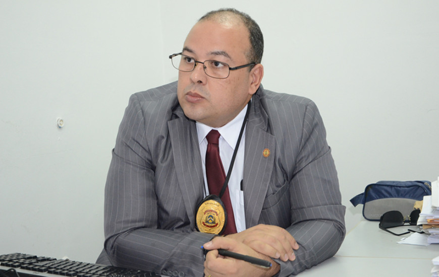 Delegado é servidor efetivo da Polícia Civil desde 2002.