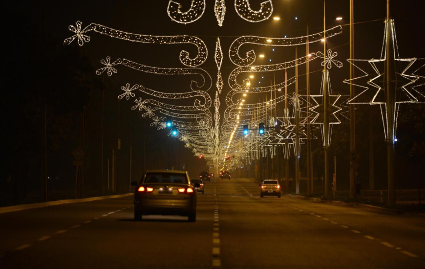 A novidade fica por conta dos tubos de Led snowfall