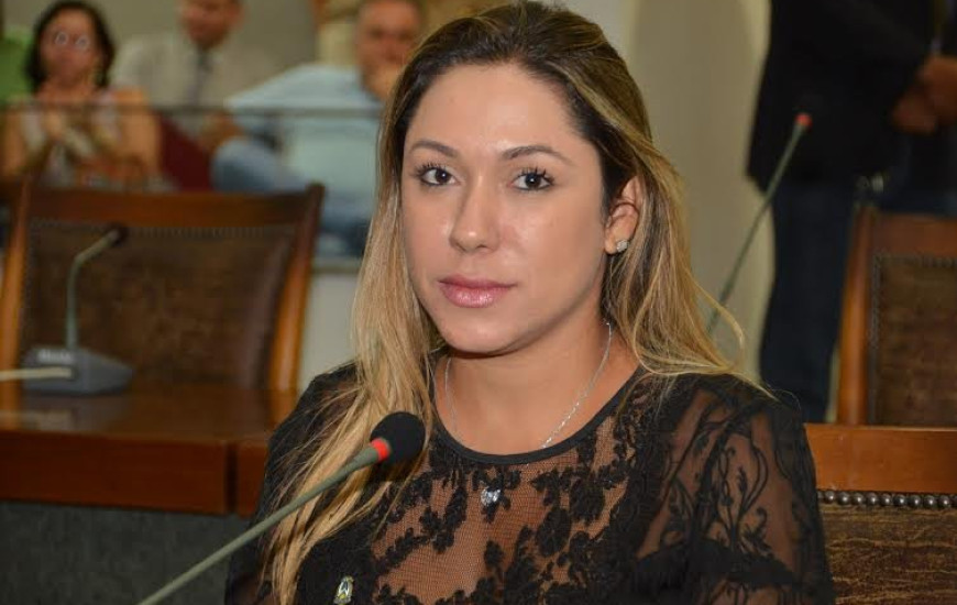 Luana Ribeiro é vice-presidente da AL