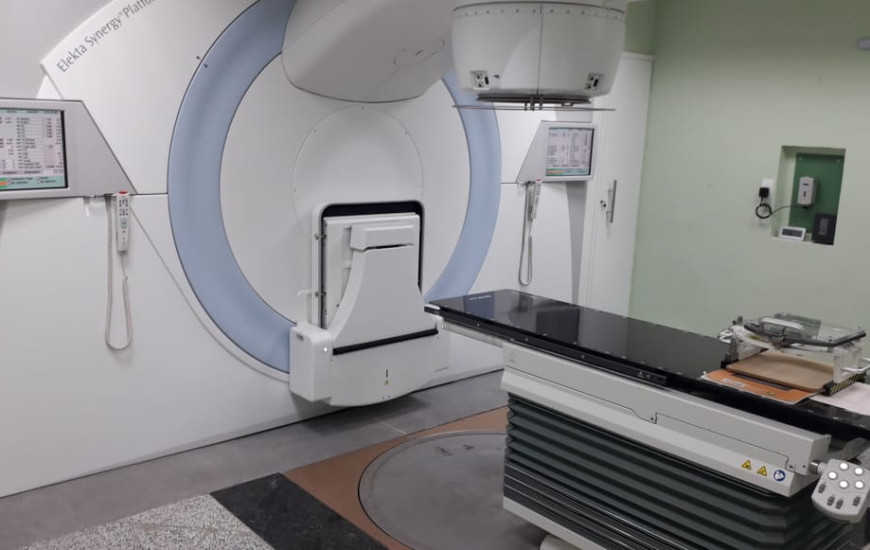 Máquina de Radioterapia HRA