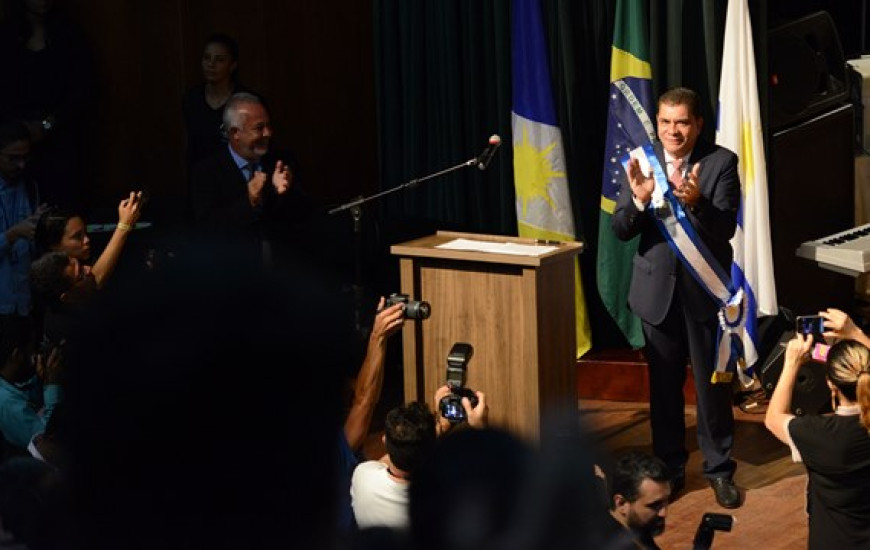 Amastha promete concorrer ao cargo de governador nas indiretas