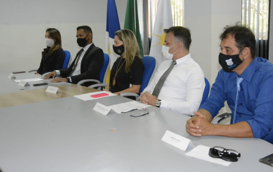 Em coletiva, Polícia Civil elucida circunstâncias da morte do servidor.