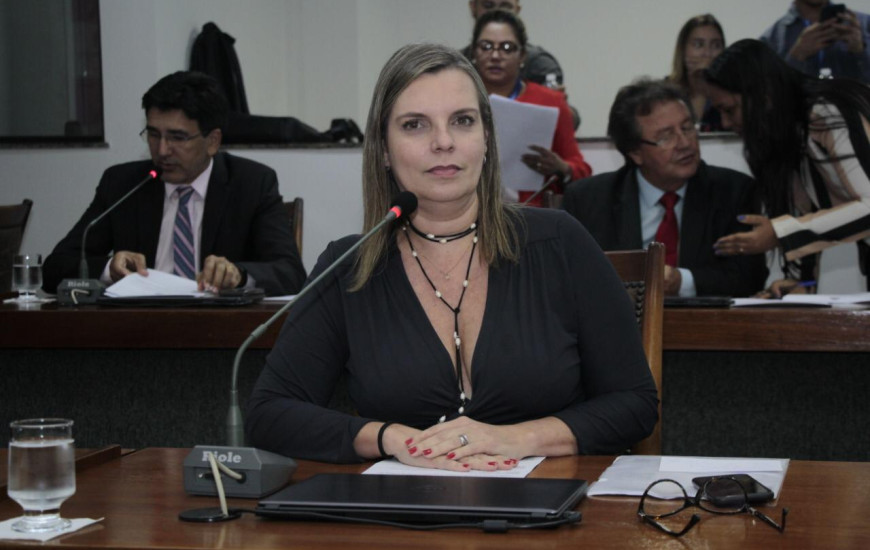 Deputada estadual Claudia Lelis (PV)