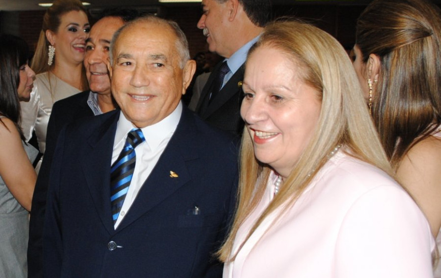 Governador acompanha a esposa