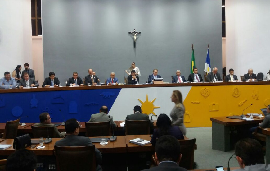 Relatório Cenovo é apresentado por Mourão na AL 