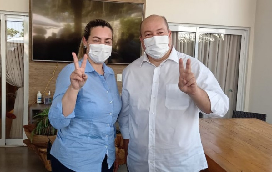 Cinthia Ribeiro (PSDB) e André Gomes (Avante)