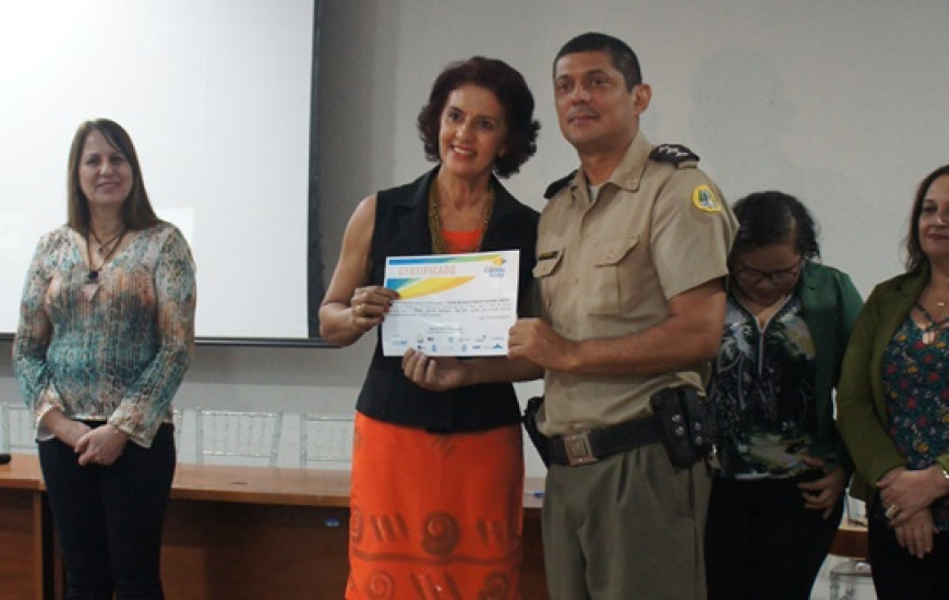 Diretor recebe homenagem 