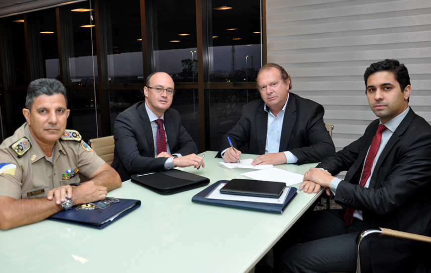 Governador e chefes de Segurança no Tocantins