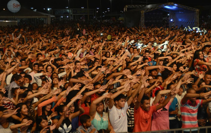 Cerca de 50 mil pessoas prestigiaram a segunda noite