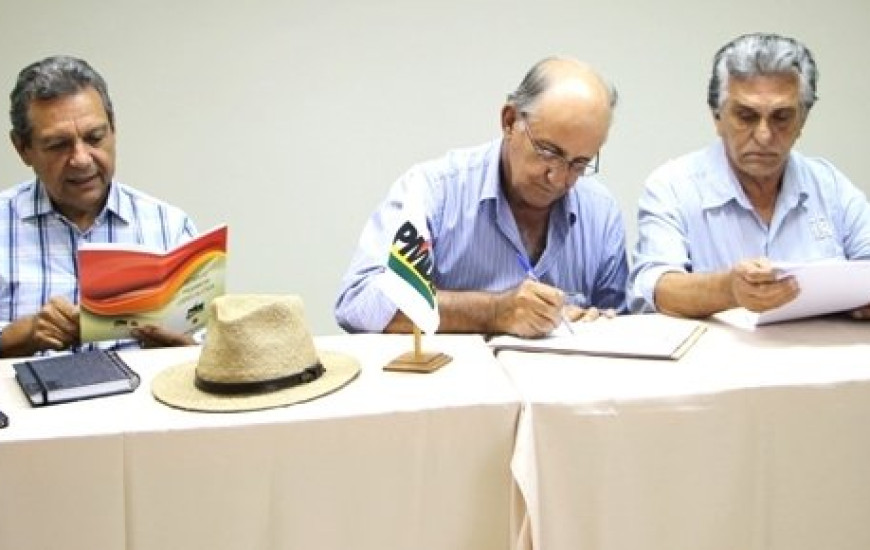 Comissão formalizou convenção estadual