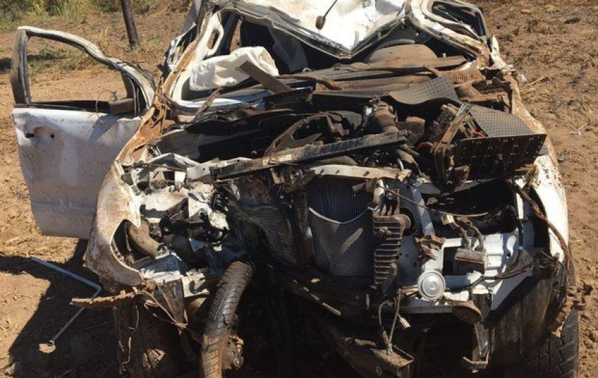 Motociclista morre em colisão com caminhonete