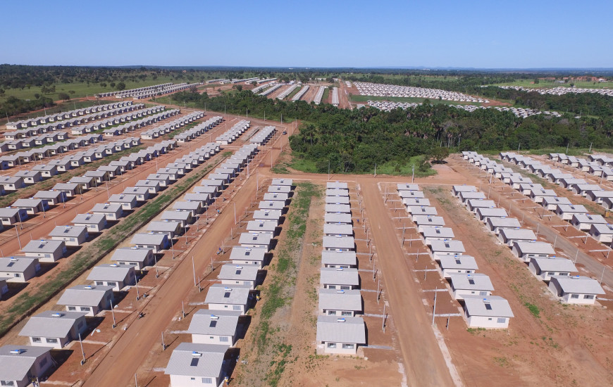 Casas populares são entregues nesta quarta