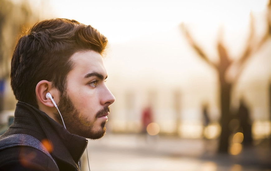 Podcasts se tornaram parte do dia a dia de grande parte da população