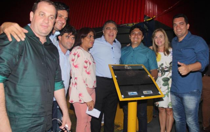 Prefeito entrega obras à comunidade de Gurupi