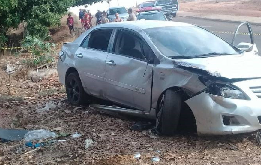 O veículo era conduzido por um garoto de 16 anos