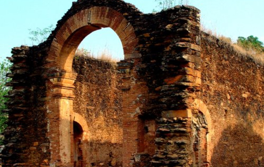 Ruínas da Igreja Nossa Senhora do Rosário dos Pretos.