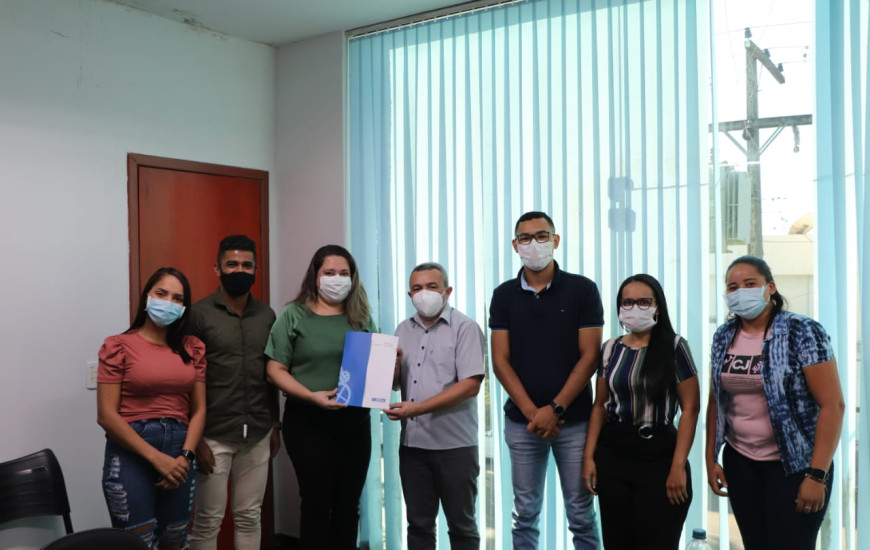 Parceria firmada entre prefeito Ronivon Maciel e a equipe do SENAI 