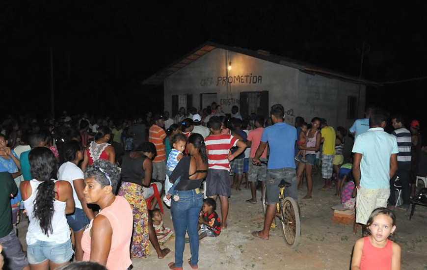 Ao todo cerca de 400 famílias habitam o local